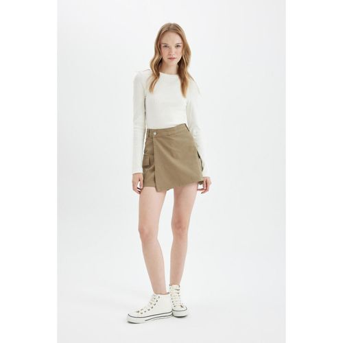 Regular Fit Regular Waist Cargo Pocket Gabardine Skort