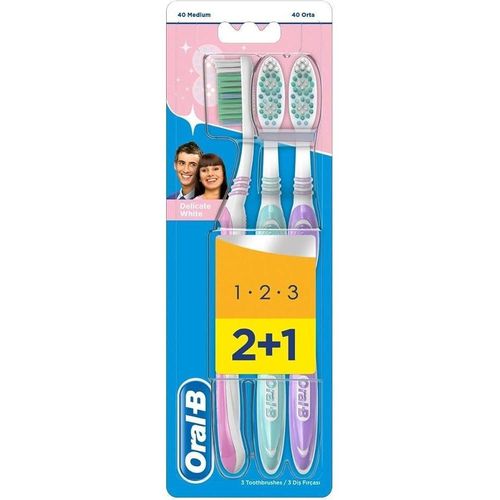 Oral-B Delicate White Toothbrush, Medium 1+2 Multi Color Set (Packaging may vary)