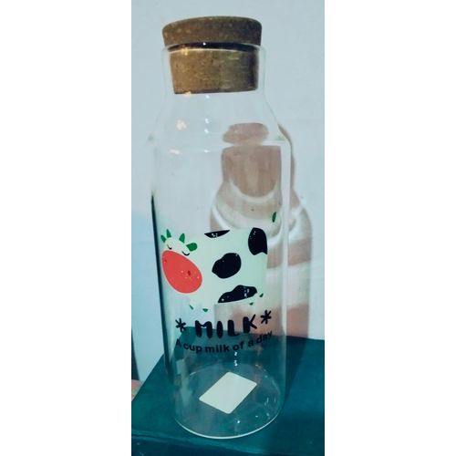 milk bottle with a beautiful design and a secure, airtight lid, 1000ml capacity