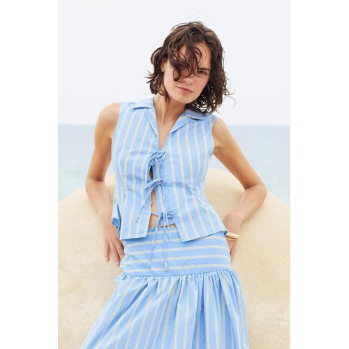 100% Cotton Fitted Shirt Collar Striped Blue Top