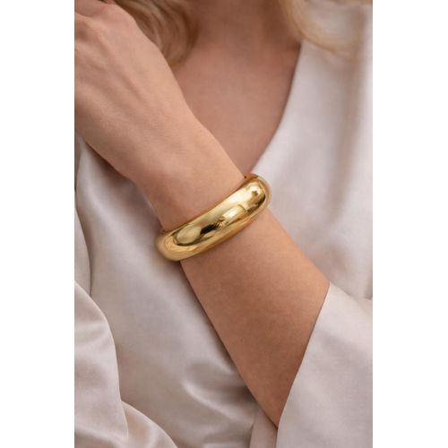 Wide Domed Chunky Zinc Alloy Bracelet for a Bold Statement