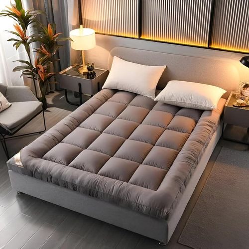 Soft and plush mattress with hotel-quality features - Size (200x200) - Height 7cm - Comfortable and practical (Gray)