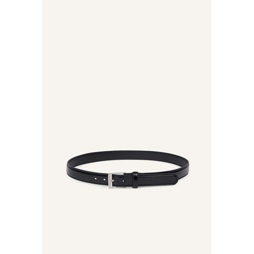 Man Oval Buckle Faux Leather