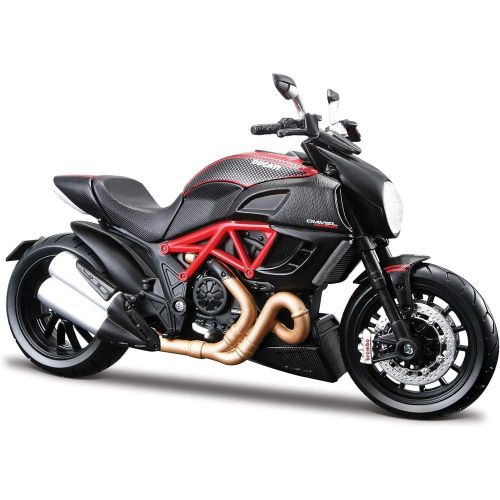 Ducati Diavel Carbon 1/12 Diecast Model - Red & Black - 31101(11023)