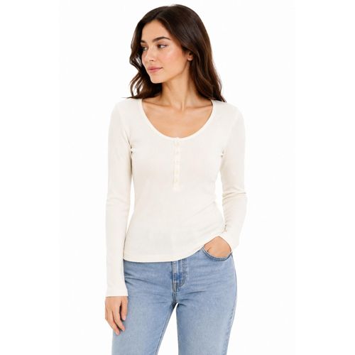 Fitted Cotton Blend Scoop Neck Buttoned Top