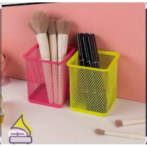 سلتان معدنيتان صغيرتان متعددة الأغراض