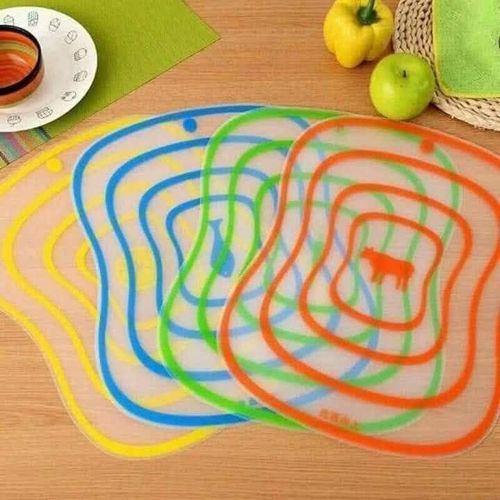 4-in-1 Flexible Color-Coded Silicone Cutting Board Set