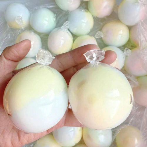 Trending Crispy Handmade Squeeze Toy, Sound-Activated Stress Relief Toy, High-Quality Slow Rebound Wax Leather Squeeze Vent Device, For Kids