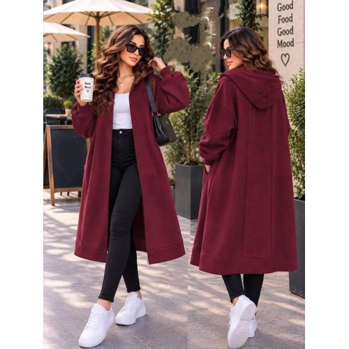 Distinctive coat made of high-quality material.