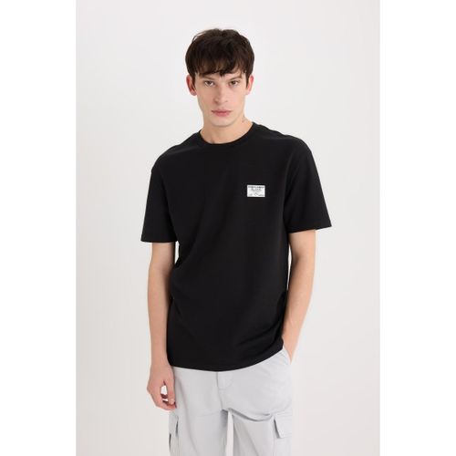 Man Crew Neck Regular Fit Short Sleeve T-Shirt - Black
