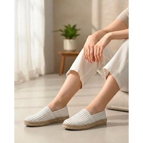 Elegant slip-on shoes with a clean modern look BN-59-WHITE