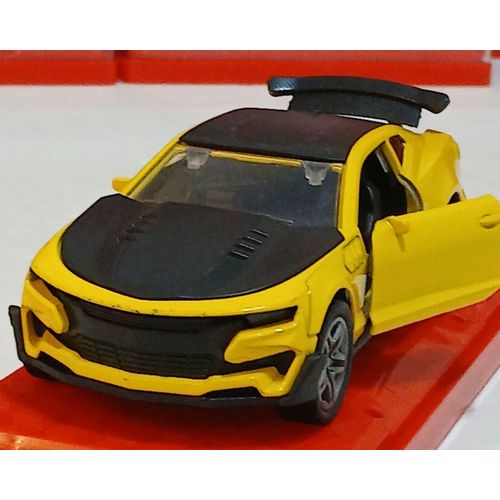 METAL YELLOW SPORTIVE CAR TOY