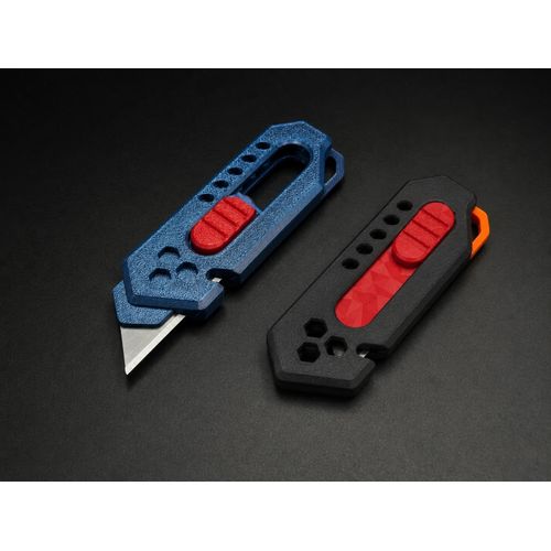 Its double-way safety cutter is versatile – compact and portable design