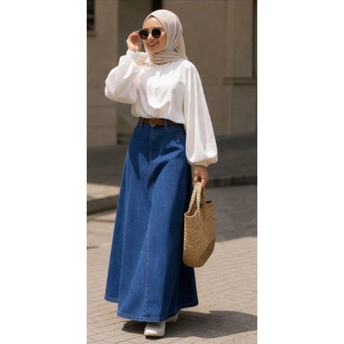 Distinctive jeans skirt, high quality material