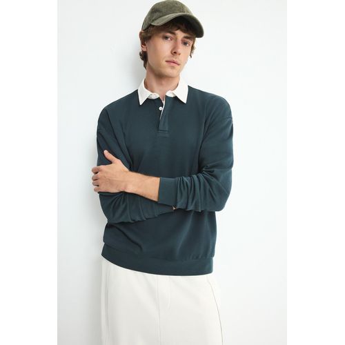 Boxy Fit Polo Collar Sweatshirt