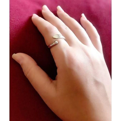 Ring In Silver Plated And Arrow Shape Jewelry - Free Size
