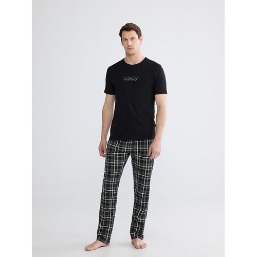 Standard Fit Plaid Men's Pyjamas Set