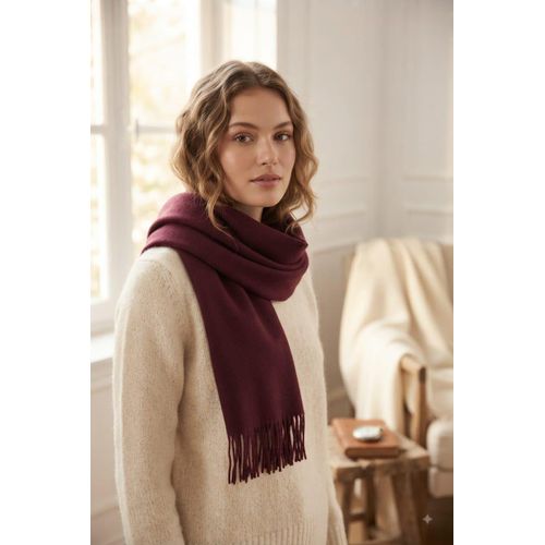 High-end imported mohair women's shawl - ultra-soft and high quality for a warm winter look