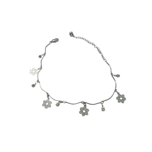 Women's Silver Ankle Bracelet with Crystal Flower Embellishments Fashion Ankle Jewelry Shiny Butterfly Metal Chain