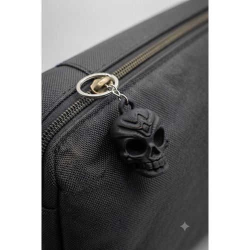 Stylish and trendy skull design keychain (suitable for keys, car keys, and bag zippers)