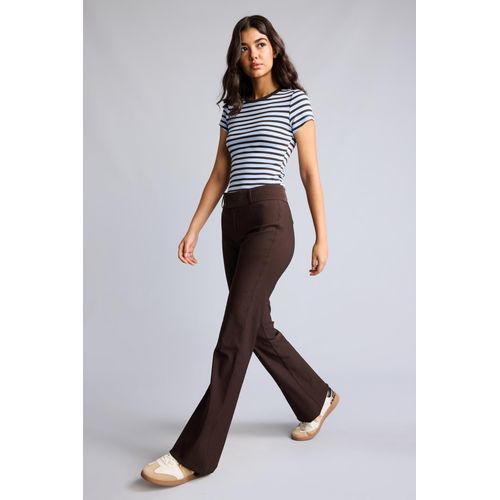 Flared Fit with Pockets and Mid-Rise Waist Bengaline Long Trousers