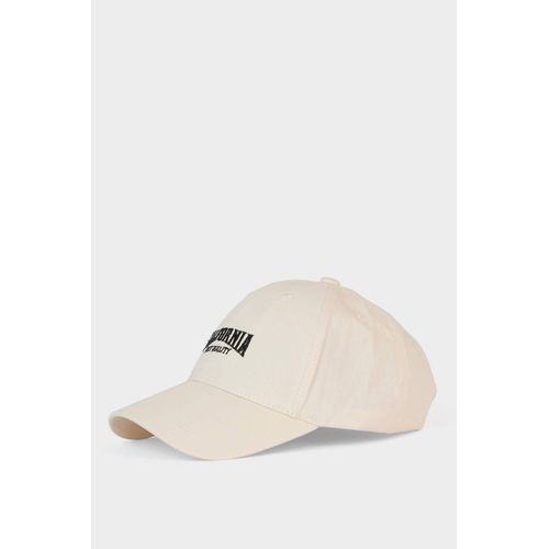 Man Embroidered Cotton Cap