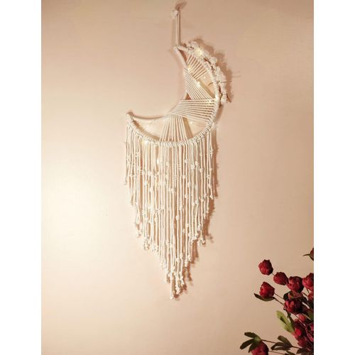 زينة هلال رمضان مضاءة بتصميم ماكرامي