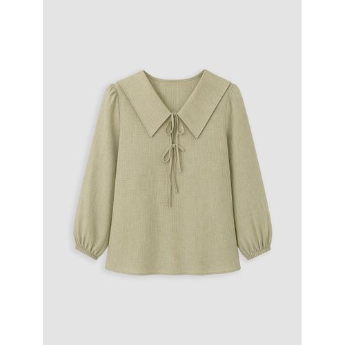 Peter Pan Collar Bowed Blouse
