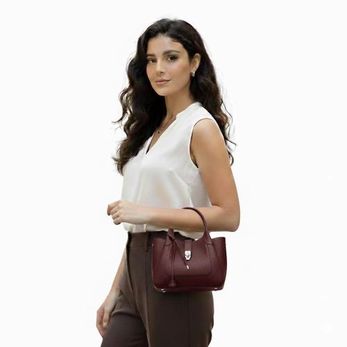 حقيبة يد نسائية – حقيبة كتف أنيقة – حقيبة عملية للسيدات بتصميم عصري