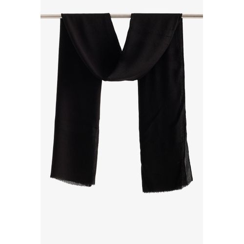 Crinkle Fringed Scarf