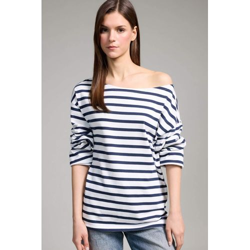 Relax Fit Boat Neck Premium Long Sleeve T-shirt