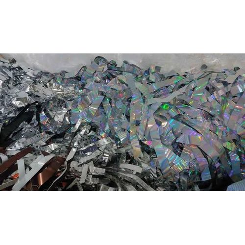 Metallic Tinsel Street Decoration Strips – Outdoor Fringe for Celebrations, Ramadan & Party Decor 60 M