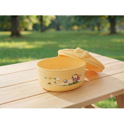 Round Plastic Lunch Box - BPA Free - Yellow