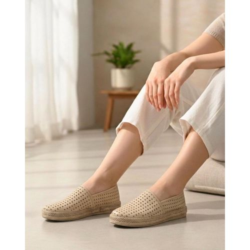 Elegant slip-on shoes with a clean modern look BN-59-BEIGE