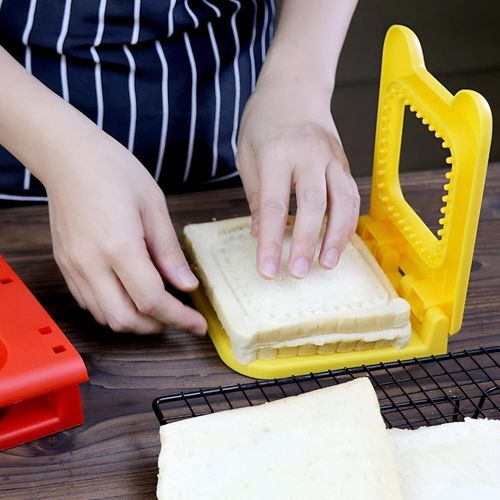 Bread Slicer - Stainless Steel Reusable Sandwich Cutter and Sealer for Perfectly Shaped Lunch Boxes Creative Meals Ideal for Kids Easy Toast Sandwich Making and Fun Food Preparation 1