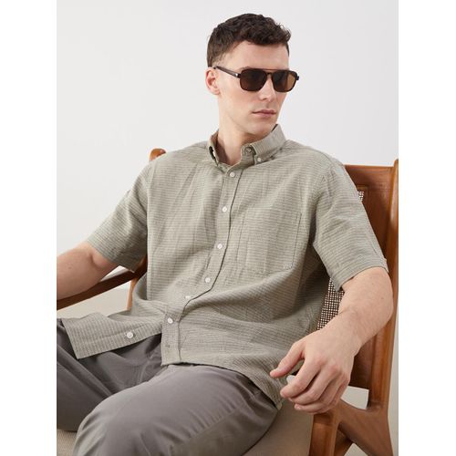 Regular Fit Short Sleeve Dobby Men's Shirt