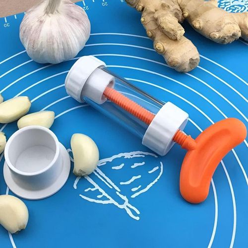 Garlic Mincer No Fear of Garlic Smell and Stick to Nails Anymore the innovative tool based on rotary crushing to extract the flavor of garlic perfectly and easily