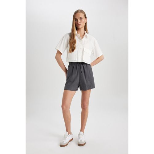 Regular Fit High Waist Linen Blend Shorts