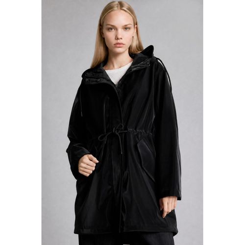 Regular Fit Hooded Zip-Up Raincoat