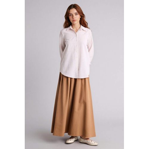 A Cut Linen Blended Maxi Skirt