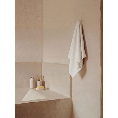Embroidered Cotton Hand Towel 50X80 Cm