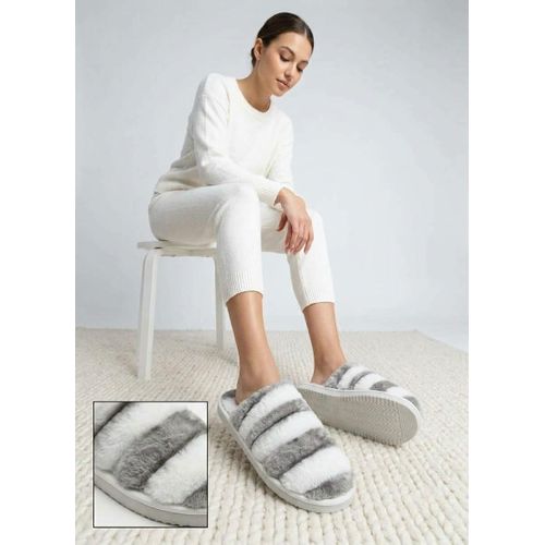 Women's Winter Faux Fur Indoor Slippers – White-Grey