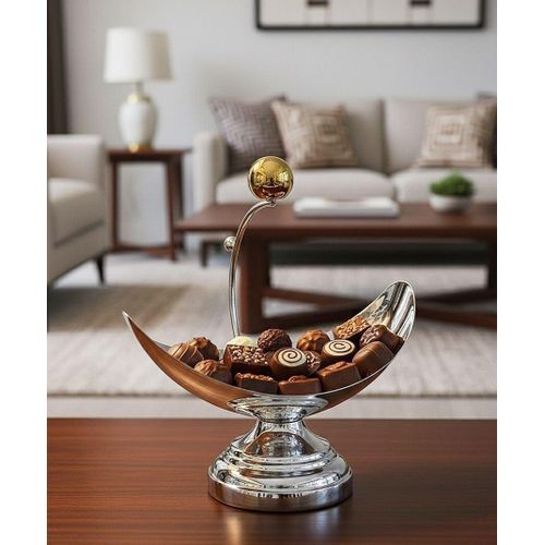 Silver Crescent Plate With Base 15x21cm For Candy And Nuts