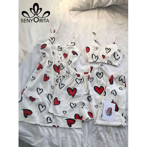 بيجاما مكونة من أربع قطع