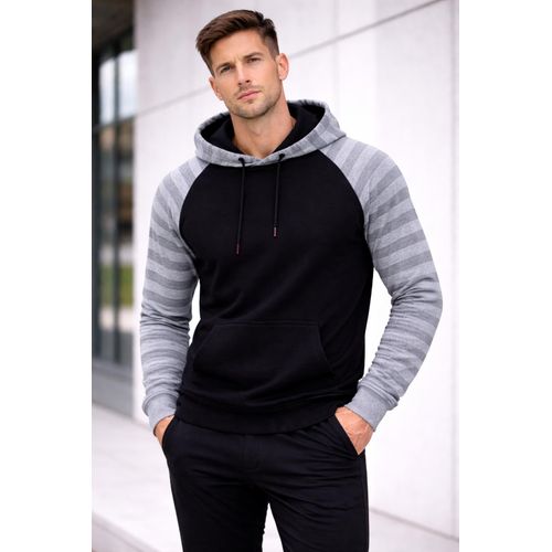 Men's hoodie with a hood and assorted sleeves