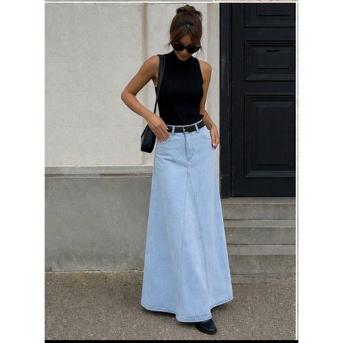Distinctive jeans skirt, high quality material