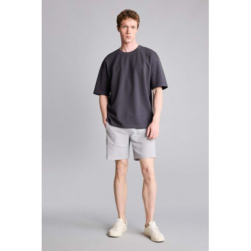 Slim Fit Super Skinny Hem Shorts
