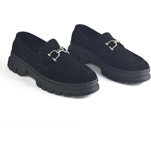 Chamois shoes for men with a non-slip rubber sole - safe and comfortable - Black Color