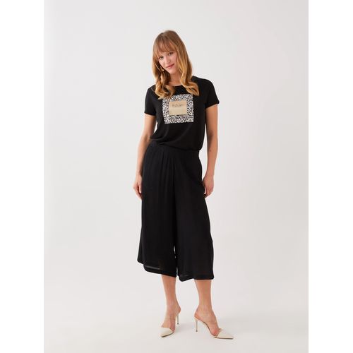 Elastic Waist Comfortable Fit Women's Capri