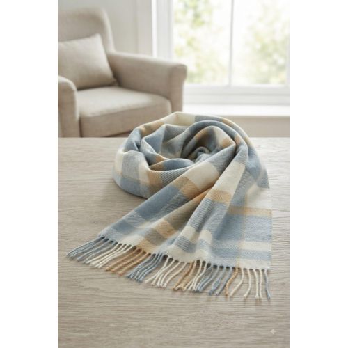 High-end imported mohair women's shawl - ultra-soft and high quality for a warm winter look